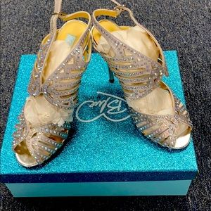 Never worn Betsy Johnson heals